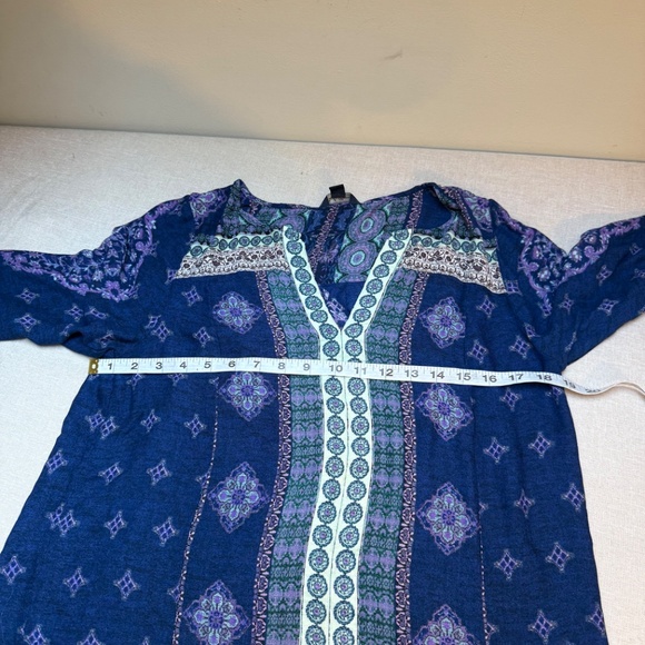 Lucky Brand V Neck Tunic Floral Mosaic Pattern Navy White Purple M - Picture 2 of 11